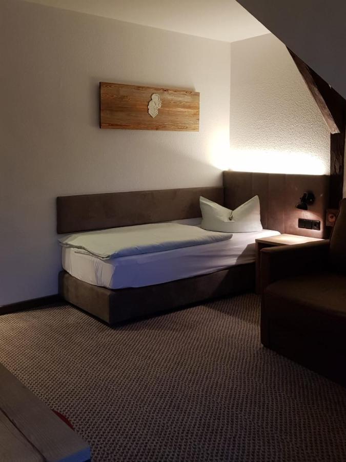 Hotel Ritterhof Kampehl à Neustadt  Extérieur photo