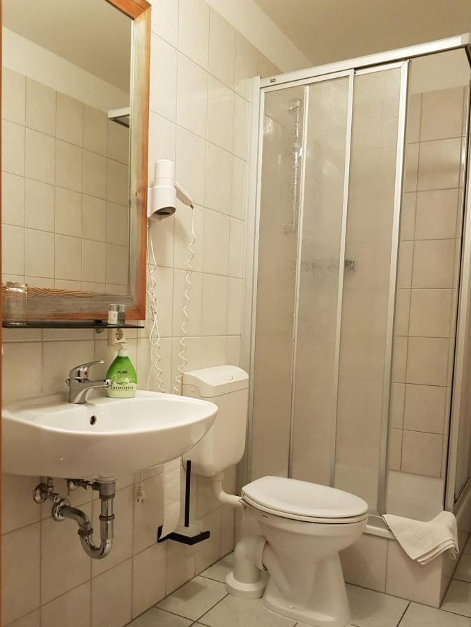 Hotel Ritterhof Kampehl à Neustadt  Extérieur photo