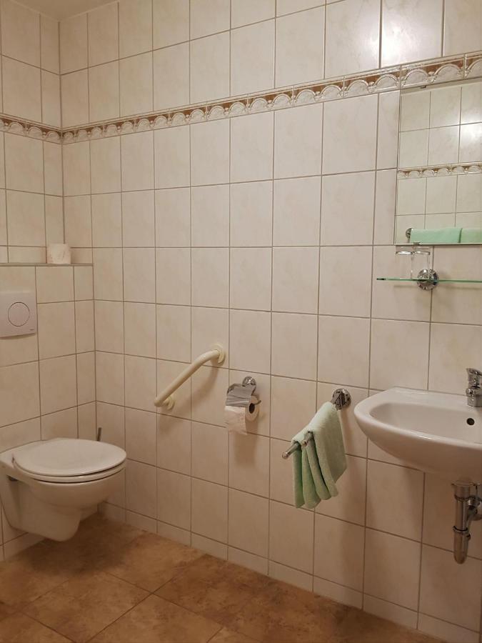 Hotel Ritterhof Kampehl à Neustadt  Extérieur photo
